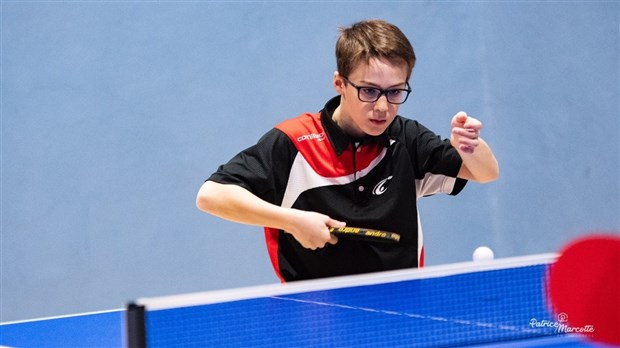 Andy Bourgeois parmi les meilleurs espoirs au Québec en tennis de table 