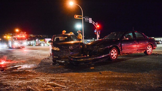 Accident sur le boulevard Armand-Thériault à Rivière-du-Loup