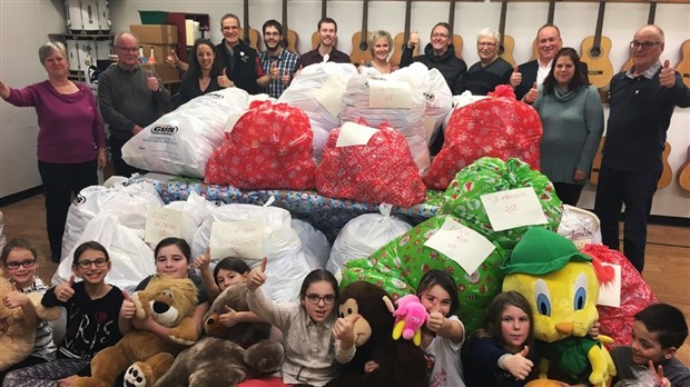 Des milliers de peluches amassés pour la 18e Opération toutous 