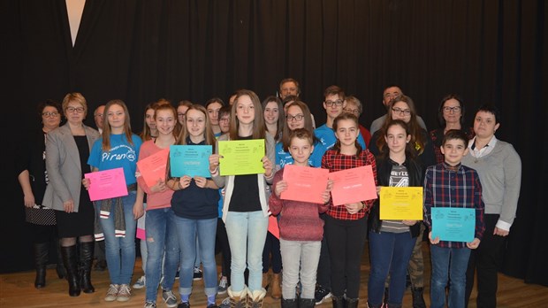 Dix-neuf jeunes du Transcontinental honorés