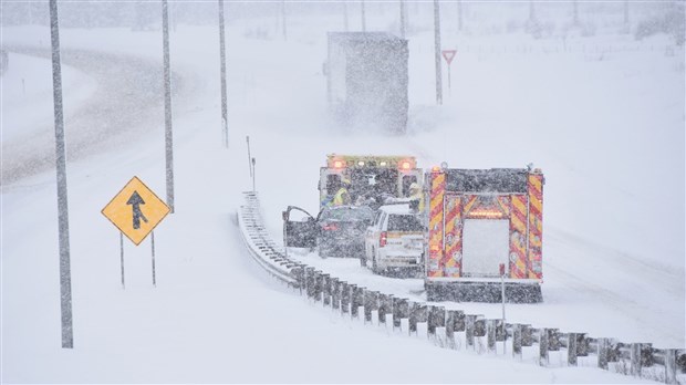 Sortie de route sur l’autoroute 85 