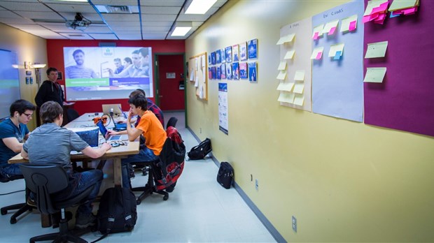 Coexistence travail-études en informatique au Cégep de Rivière-du-Loup