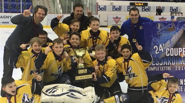 Le Construction B.M.L. Pee-Wee A est champion régional 