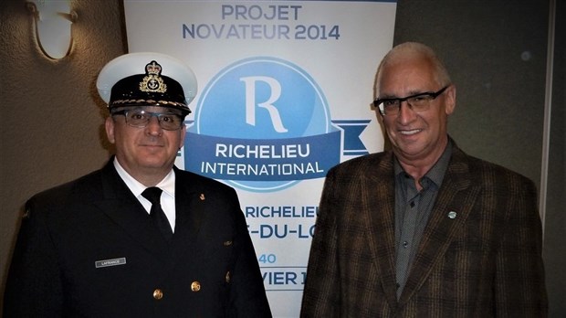Le commandant Claude Lafrance au Club Richelieu