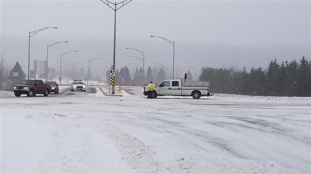 Fermeture de routes en raison des mauvaises conditions climatiques