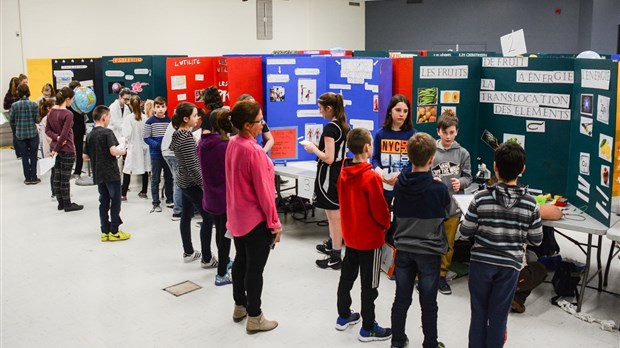 Place aux sciences à l’école secondaire de Rivière-du-Loup