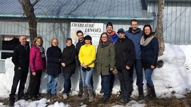 Des entrepreneurs de Saint-Arsène s’unissent autour d’une Table gourmande