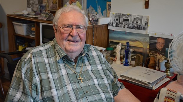 Le Cégep de Rivière-du-Loup rend hommage à l’abbé Ronald Landry