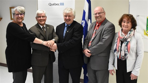Saint-André-de-Kamouraska : du neuf pour l’école et la bibliothèque