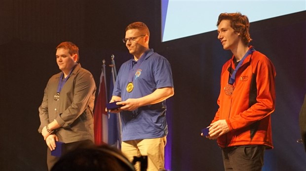Un élève du Pavillon-de-l’Avenir remporte une médaille d’argent