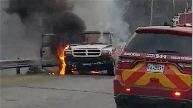 Incendie de véhicule à Saint-Modeste 