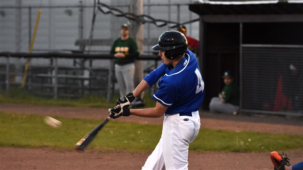 Baseball : Trois-Pistoles et Rivière-du-Loup victorieux 
