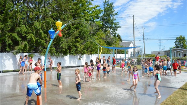 Le Centre communautaire Michel-Desrosiers a maintenant ses jeux d’eau