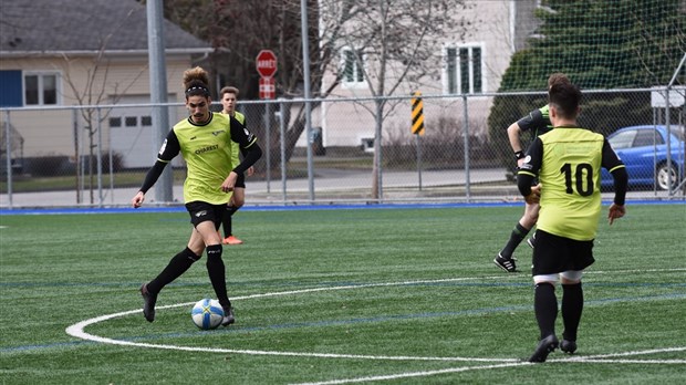 Match nul pour les joueurs U-18 AAA 
