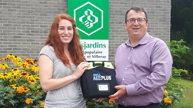 L’Isle-Verte fait l’acquisition de deux défibrillateurs