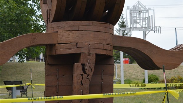 Œuvre d’art publique vandalisée à Rivière-du-Loup