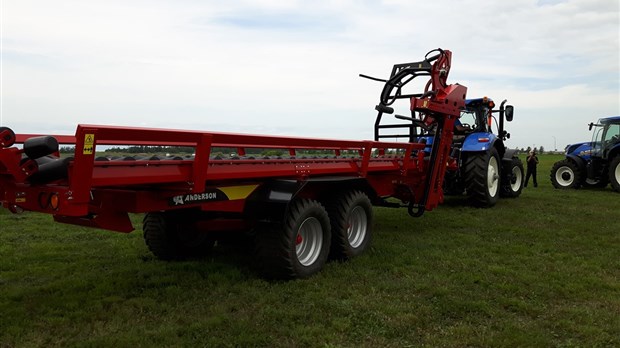 De la machinerie agricole pour palier au manque de main-d’œuvre sur les fermes