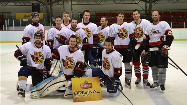 Tournoi de hockey MERSiO à l’Aréna Bertrand-Lepage