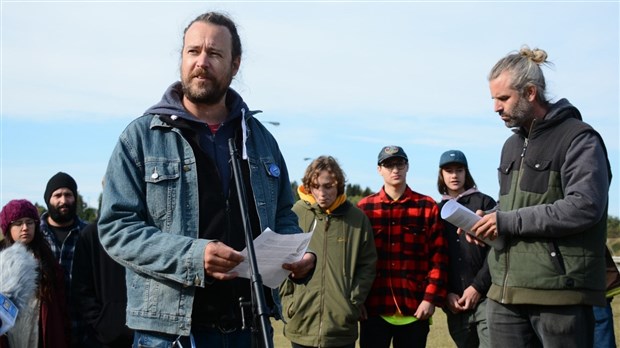 Opposition citoyenne à la construction d'un pont au-dessus de la rivière des Trois-Pistoles
