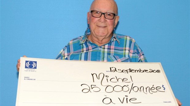 Michel Dolbec remporte 500 000$ à la loterie la Grande Vie