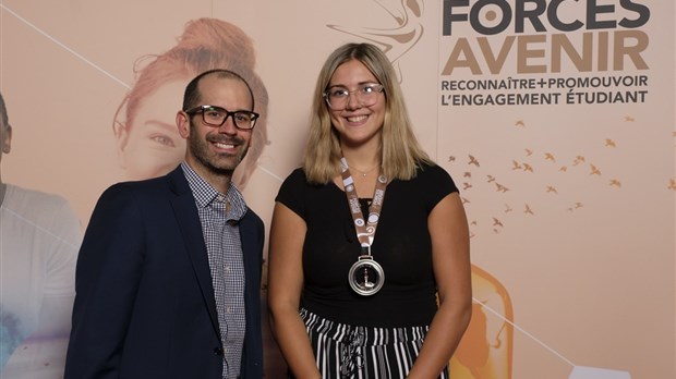 La Commission scolaire du Fleuve-et-des-Lacs bien brille au gala Forces AVENIR