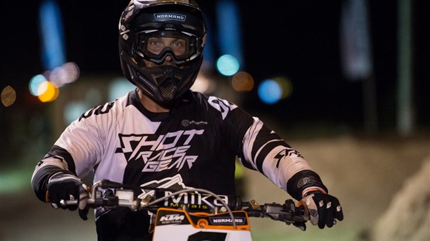 Soirée de motocross organisée à Saint-Antonin 