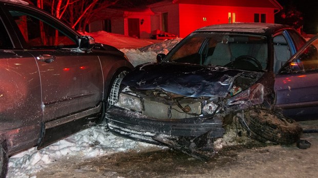 Un accident fait 2 blessés à Saint-Arsène