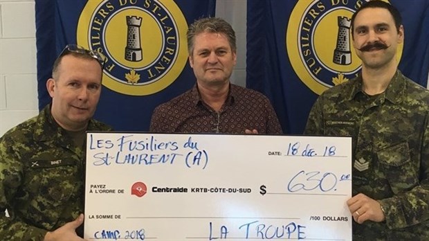Les Fusiliers du St-Laurent donnent à Centraide