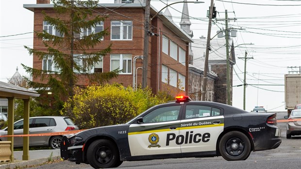 Appel à la bombe à l'École Thibaudeau