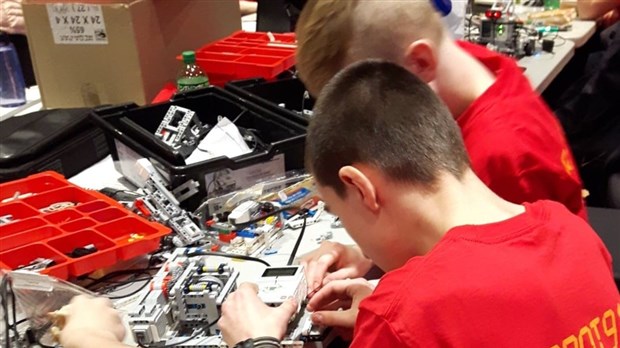 Le club de robotique AMT/CND lance son programme d’ateliers