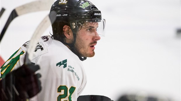 Les 3L échappent leur 1er match à Thetford Mines 