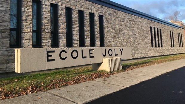 Retour à l’école pour les enfants de la famille Thibault