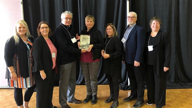 Un prix pour l’Association du cancer de l’Est du Québec et ses collaborateurs
