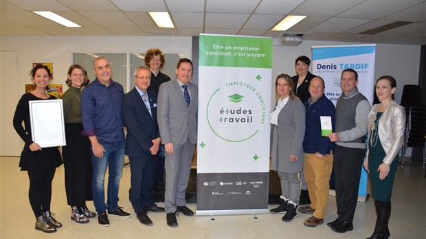 Études-travail : une accréditation pour les employeurs conciliants