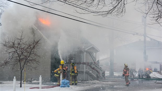 Une résidence de Saint-Éloi ravagée par un incendie