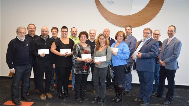 Une autre remise de dons des Vieux Loups