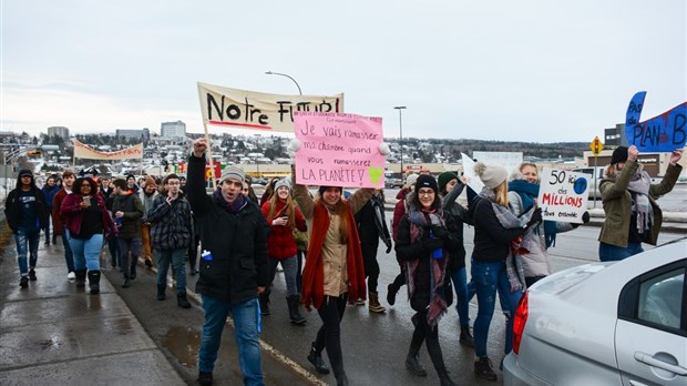 Manifestation pour l'environnement à Rivière-du-Loup