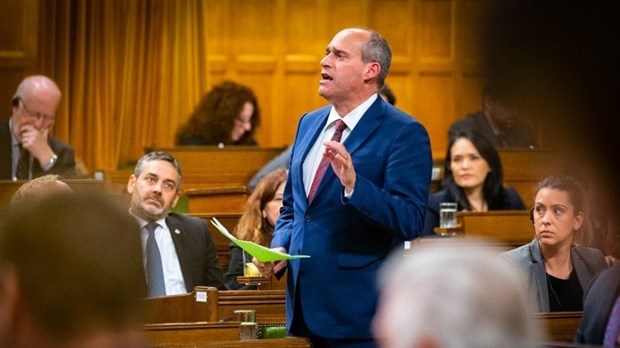 Guy Caron nommé porte-parole en affaires étrangères