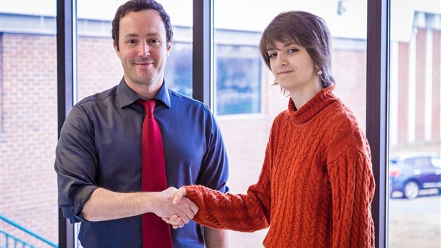 Laurence Dubuc remporte le concours d’écriture du Département de philosophie