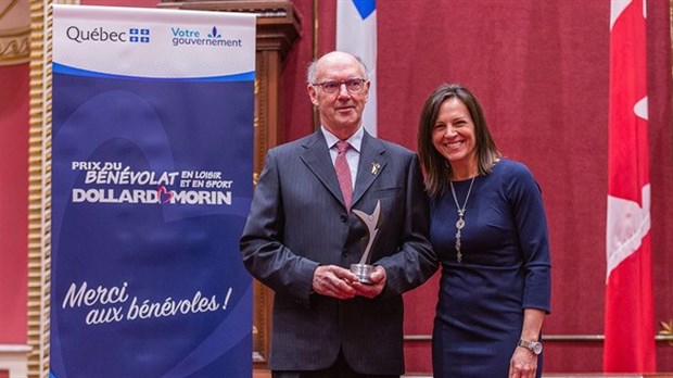 Maurice Sirois reçoit le Prix du bénévolat en loisir et en sport Dollard-Morin 2019 
