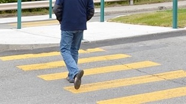 Marquage de traverses piétonnières et entraves sur la rue Lafontaine