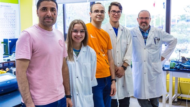 Recherche en biologie : une bourse accordée à deux étudiants du Cégep