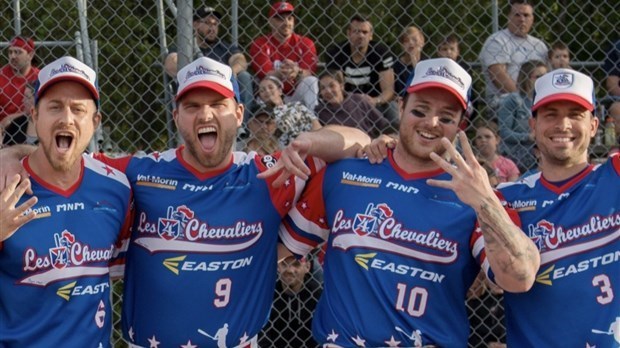 Les 4 Chevaliers Easton affrontent Pohénégamook
