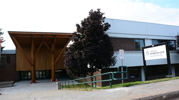 Les célébrations s’ouvrent au Cégep de Rivière-du-Loup