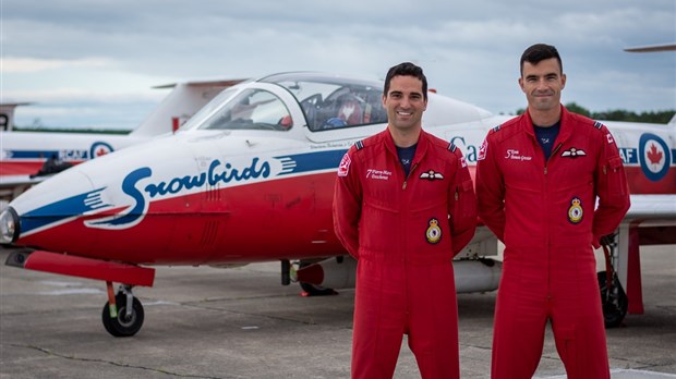 Questions/réponses avec deux pilotes des Snowbirds 