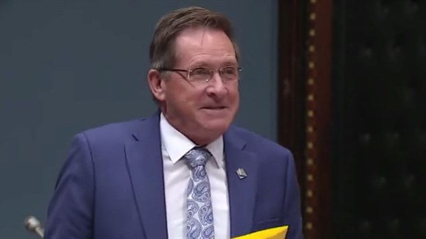 Denis Tardif rend hommage à l’entreprise Les savons Kimi à l’Assemblée nationale