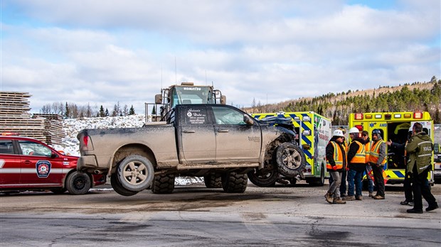 Collision latérale sur la route 185