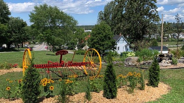 La Municipalité de Saint-Jean-de-Dieu reçoit 4 fleurons 