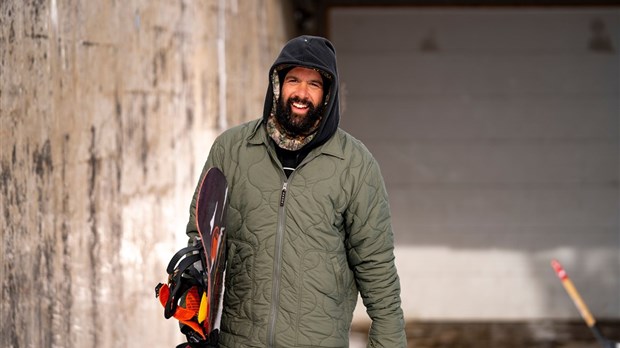 Un hiver près de la maison pour Frank April 