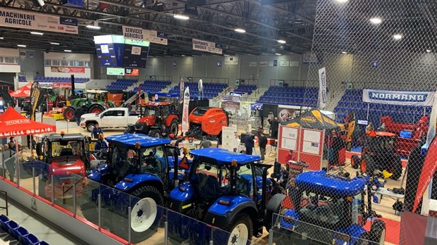 Le premier Salon agro-machinerie bat son plein